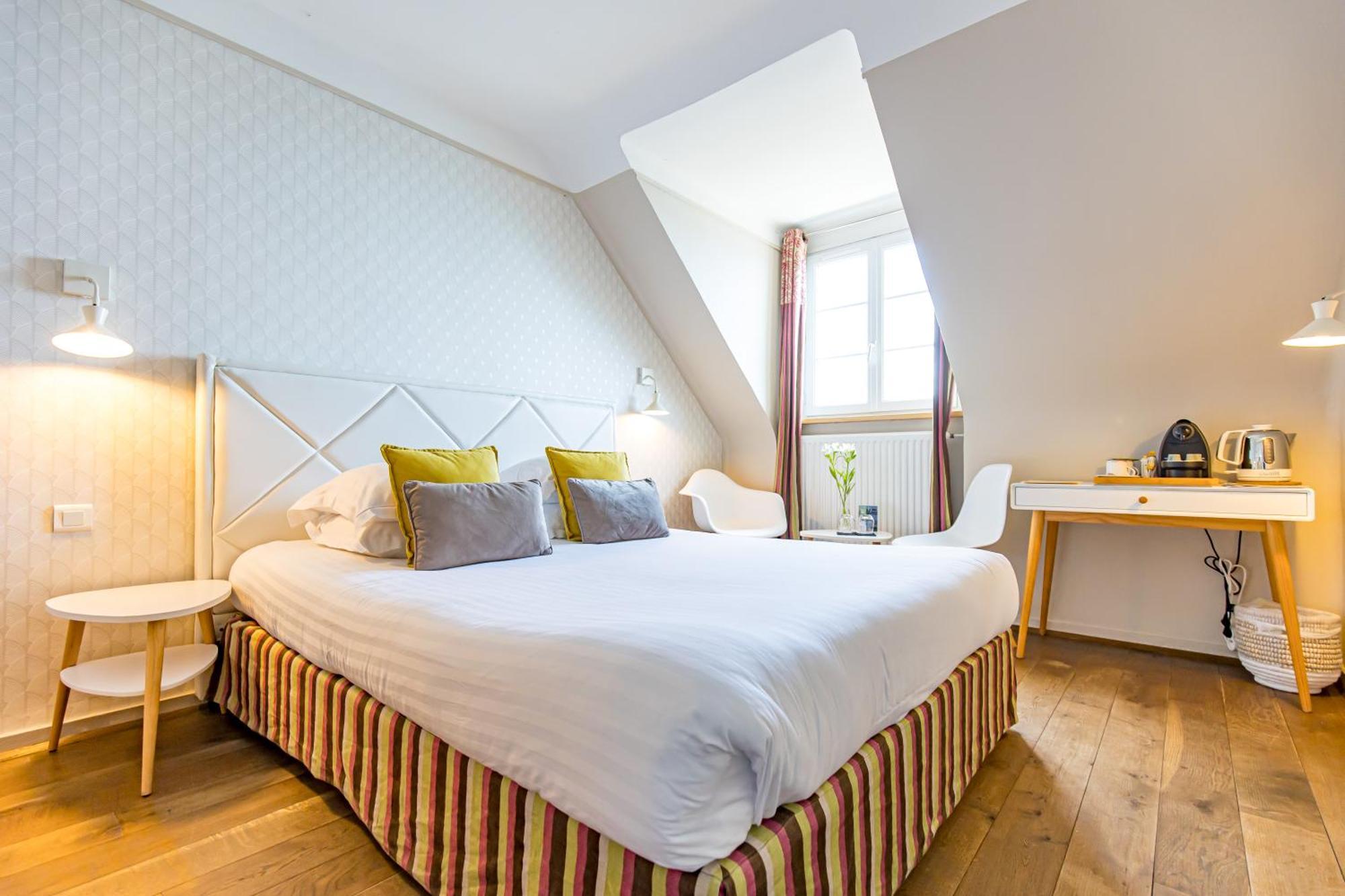 Hotel La Baie Des Anges Spa Marin ลองเดดา ภายนอก รูปภาพ