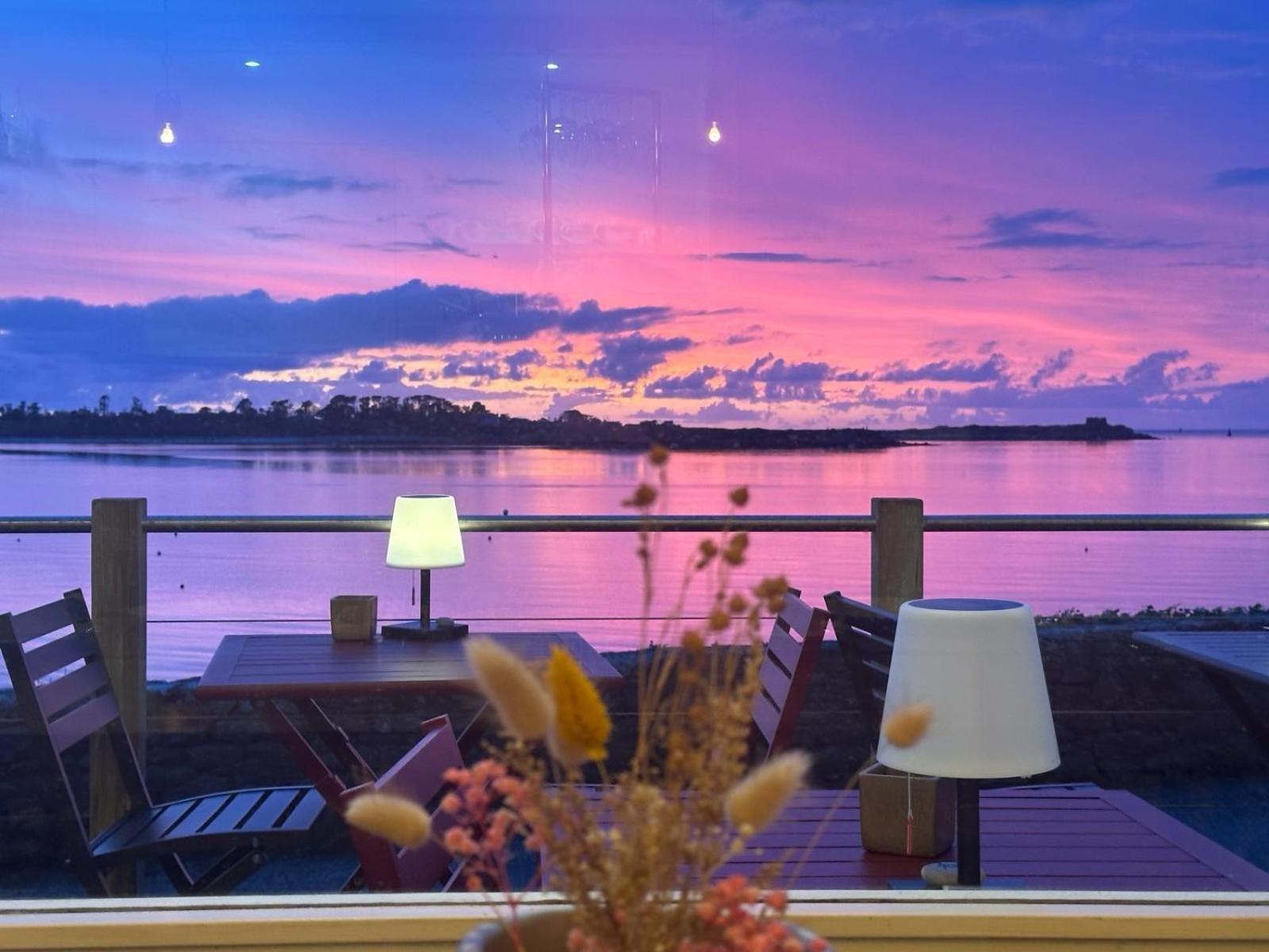 Hotel La Baie Des Anges Spa Marin ลองเดดา ภายนอก รูปภาพ