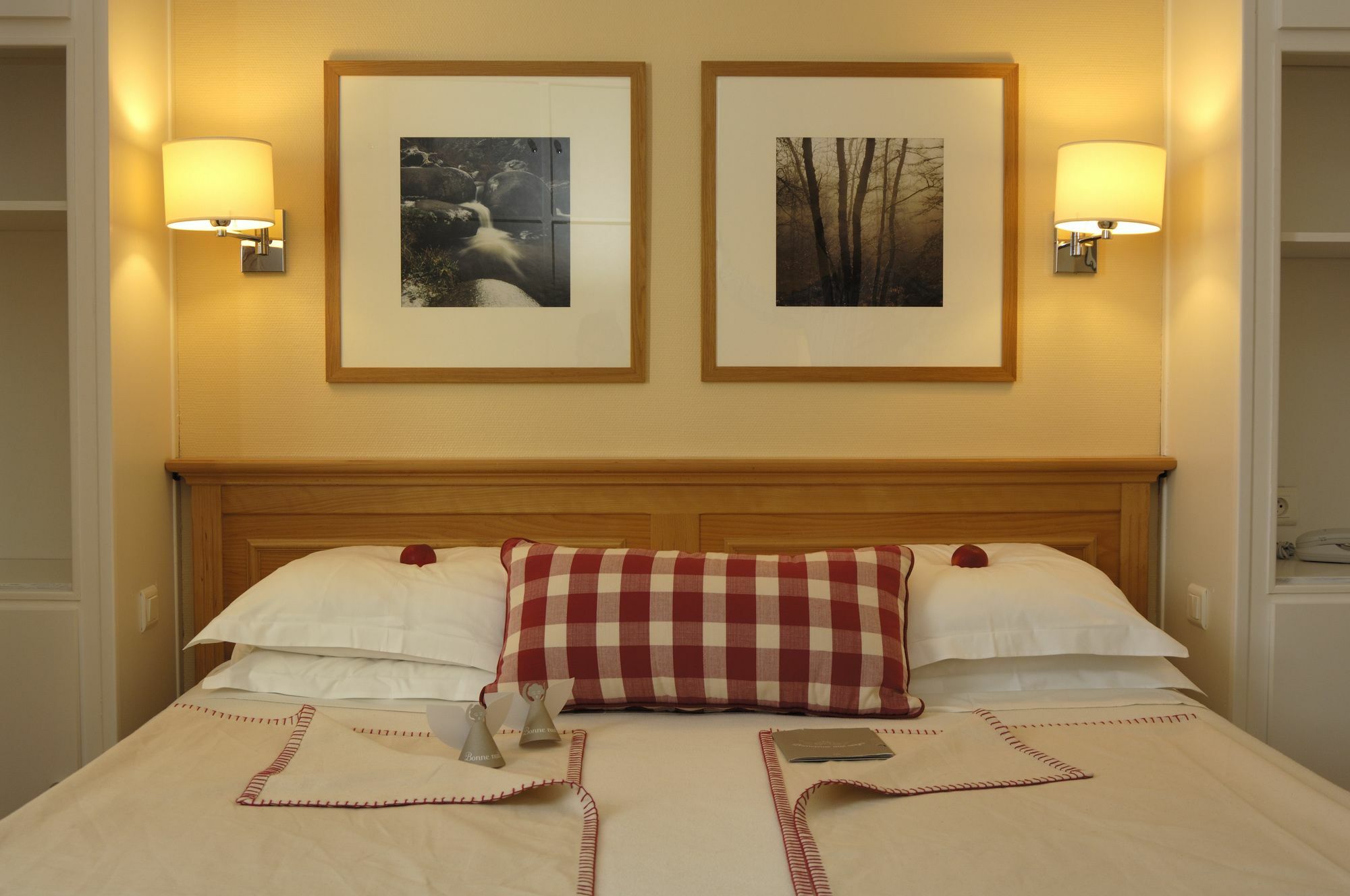 Hotel La Baie Des Anges Spa Marin ลองเดดา ภายนอก รูปภาพ