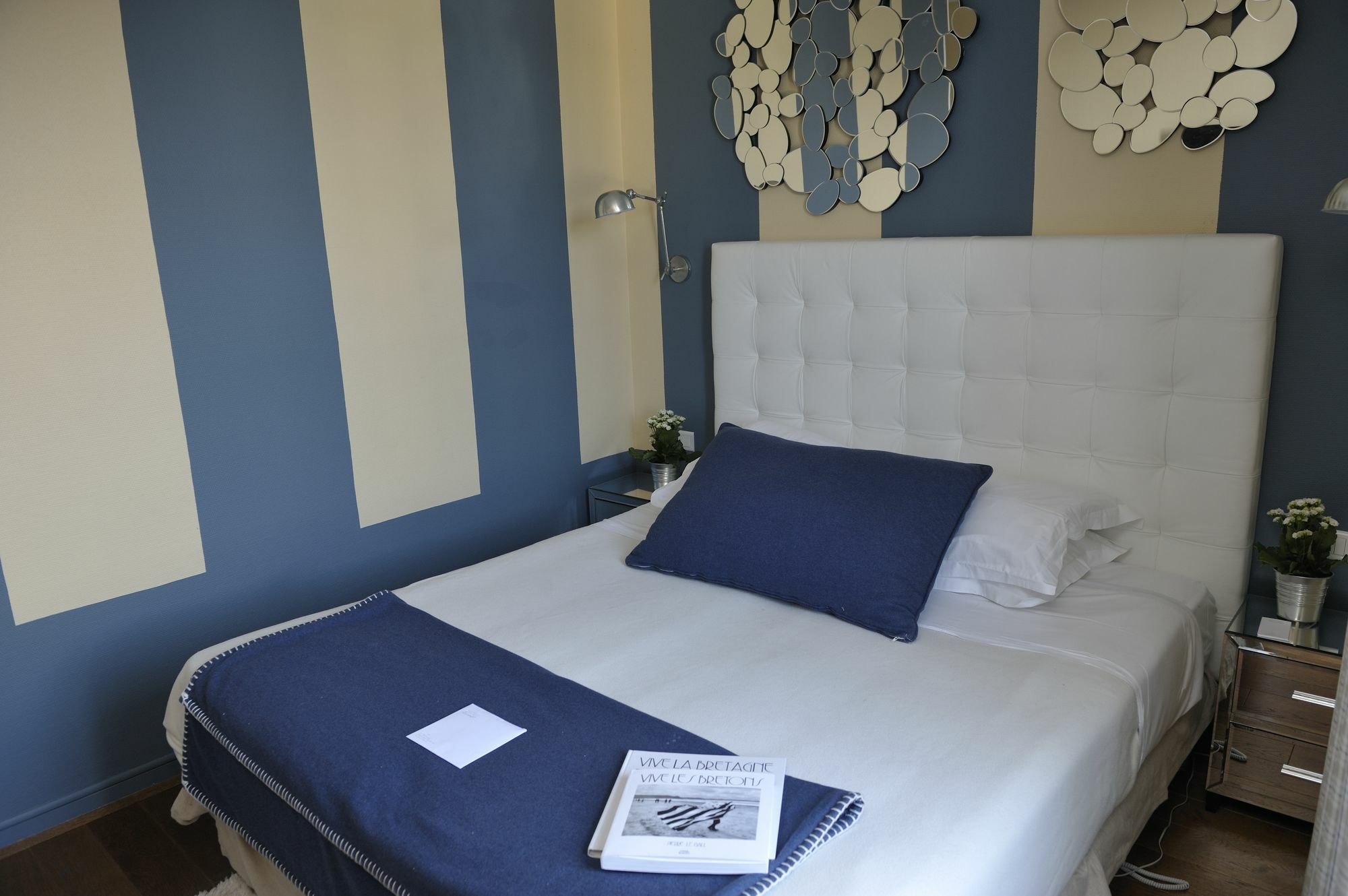 Hotel La Baie Des Anges Spa Marin ลองเดดา ภายนอก รูปภาพ