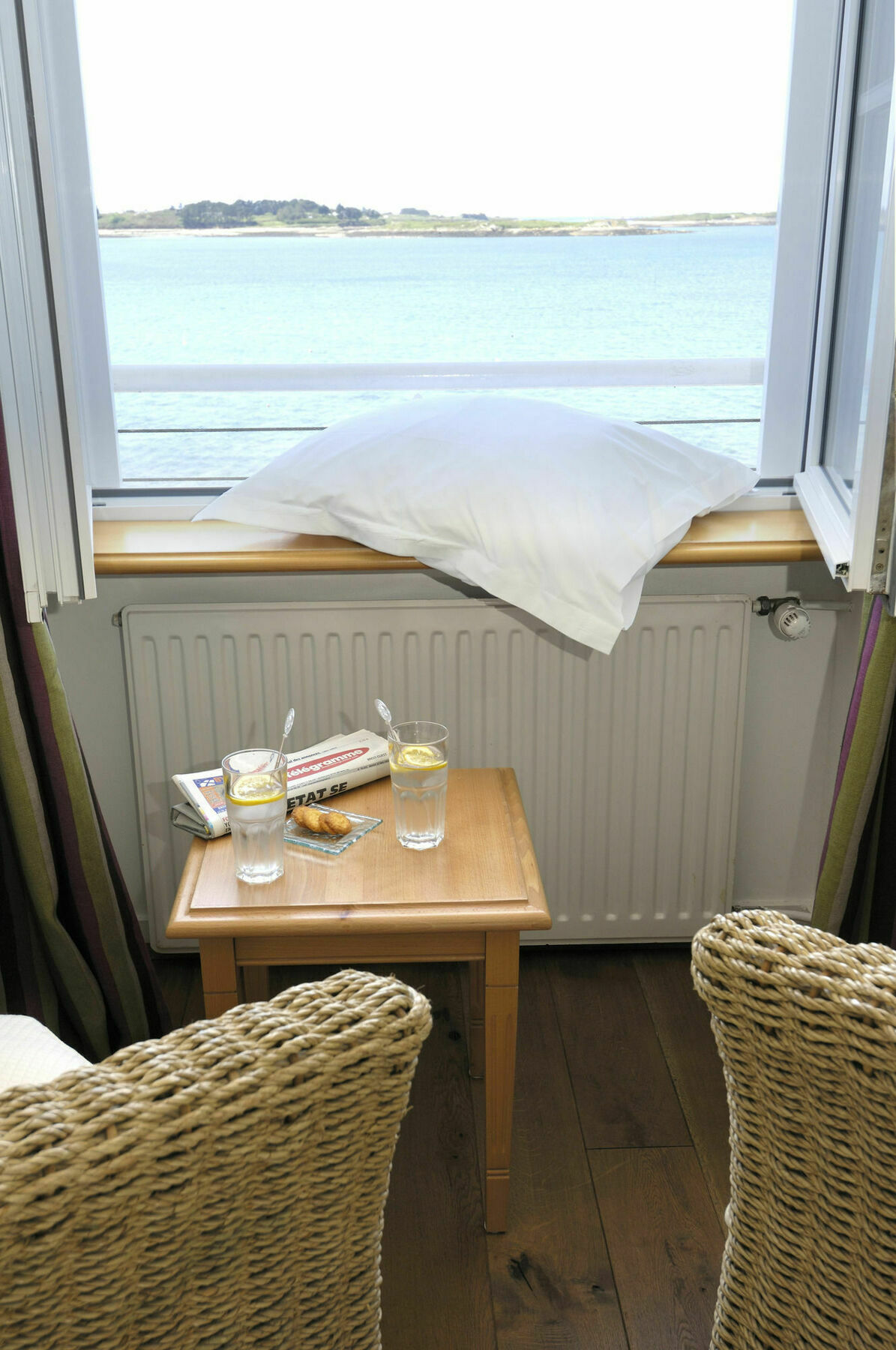 Hotel La Baie Des Anges Spa Marin ลองเดดา ภายนอก รูปภาพ