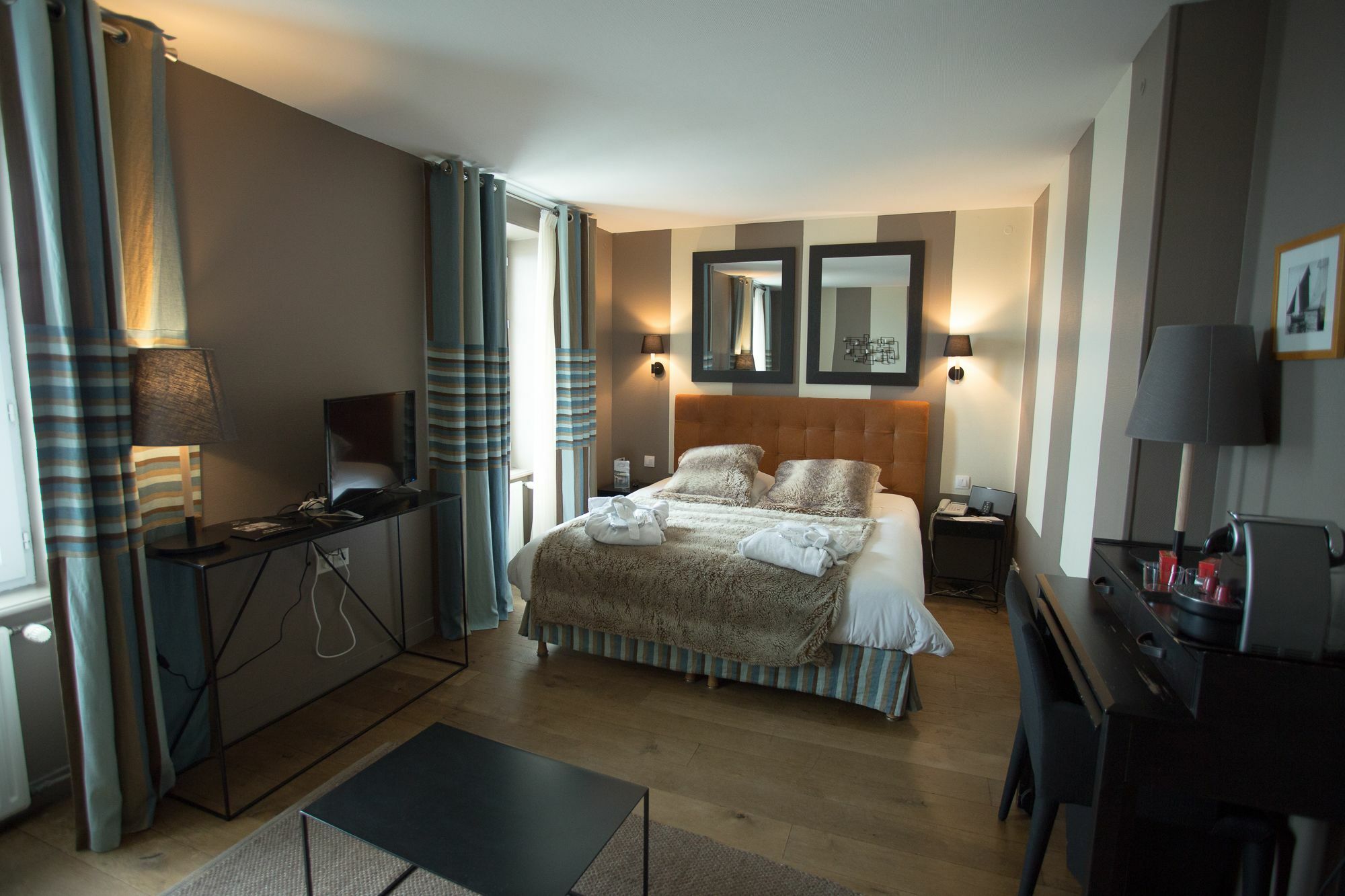 Hotel La Baie Des Anges Spa Marin ลองเดดา ภายนอก รูปภาพ